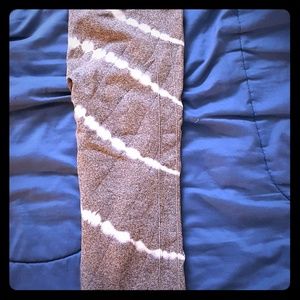 Maternity workout capri